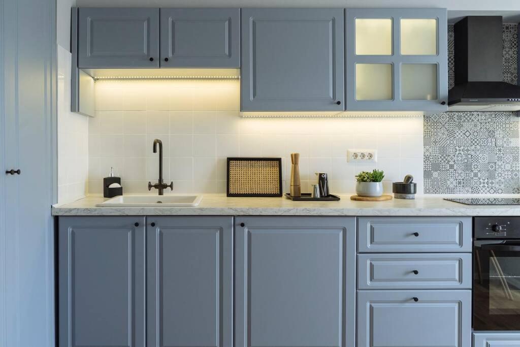 Good Vibes Central Apartment ブカレスト エクステリア 写真