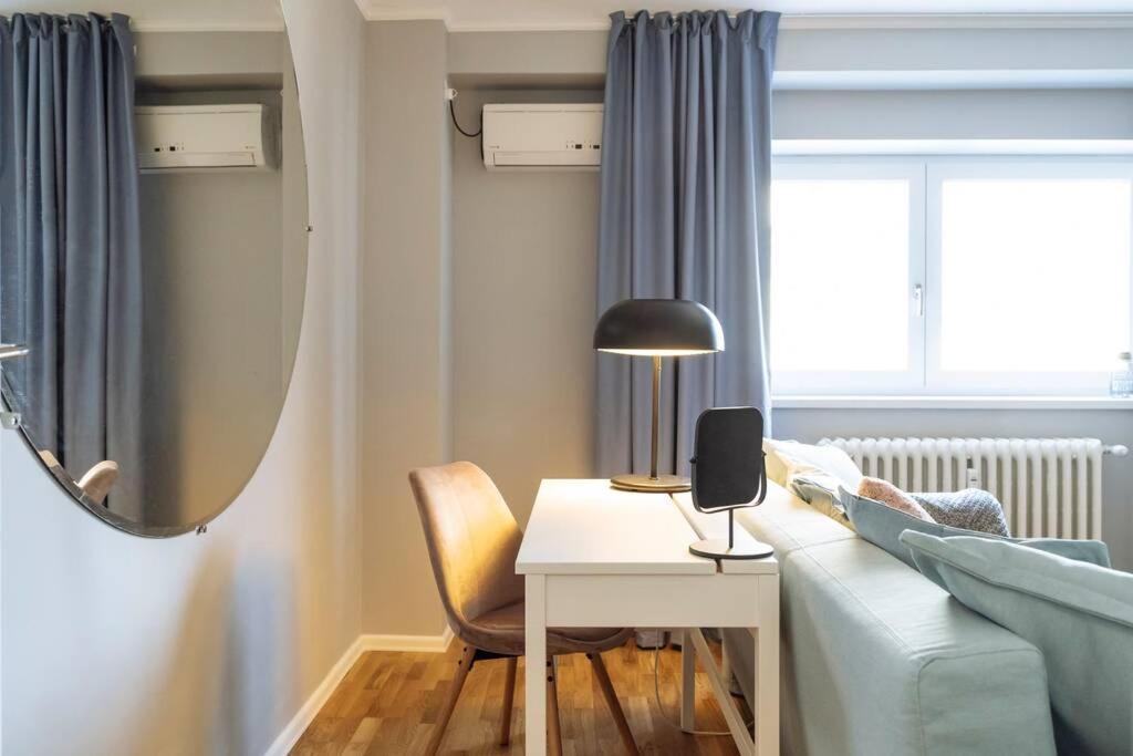 Good Vibes Central Apartment ブカレスト エクステリア 写真