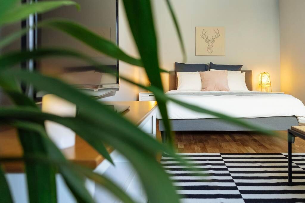 Good Vibes Central Apartment ブカレスト エクステリア 写真
