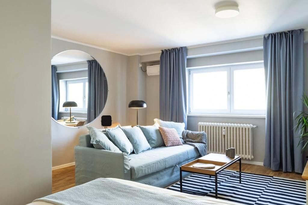 Good Vibes Central Apartment ブカレスト エクステリア 写真