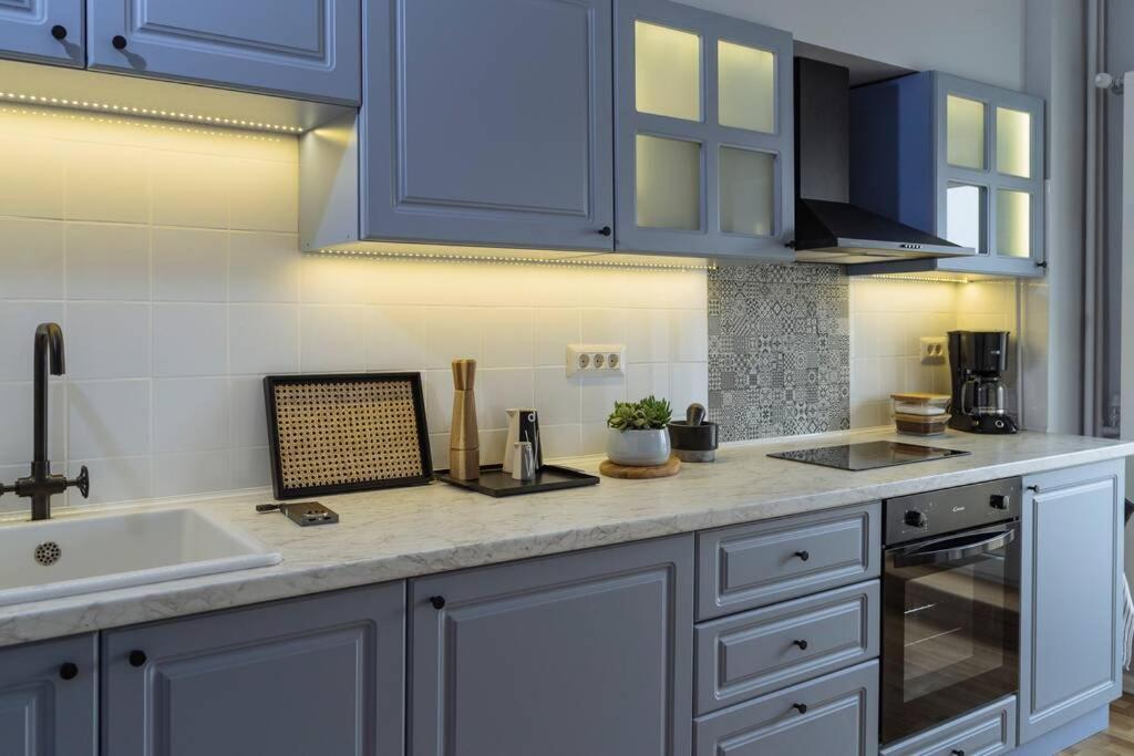 Good Vibes Central Apartment ブカレスト エクステリア 写真