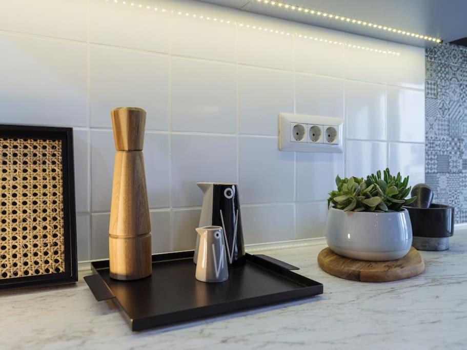 Good Vibes Central Apartment ブカレスト エクステリア 写真